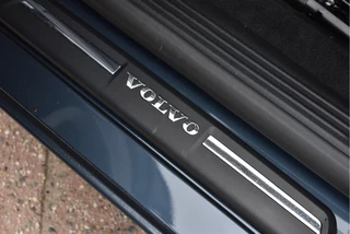 Volvo V40 1.5 T2 Polar  | NL-Auto | Historie | Standkachel | Stoelverwarming | Nav | Sfeerverl. | Full LED | Zeer netjes / 38