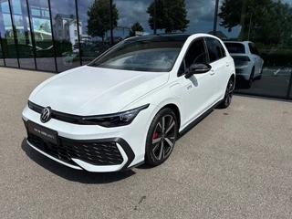 Volkswagen Golf 1.5 eHybrid GTE 272pk Head up | Black Style | IQ light | 360 Camera | Rijklaar incl. garantie