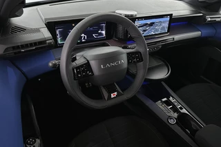 Lancia Ypsilon 1.2 Turbo Hybrid HF Line / 6