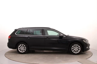 Volkswagen Passat Variant 1.5 TSI Comfortline | Automaat | Adaptive Cruise | Stoelverwarming | CarPlay | Camera | Trekhaak / 10