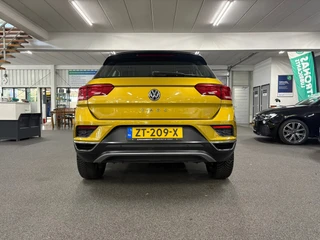 Volkswagen T-Roc 1.0 TSI Style/ NL auto/ Parkeersensoren/ Navi/ LMV / 5
