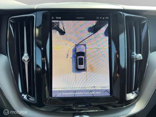 Volvo XC60 2.0 T6 Plug-in hybrid AWD Plus Dark / 15
