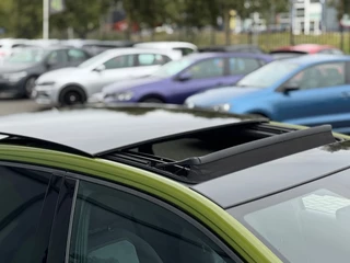 Volkswagen Taigo 1.0 TSI R-Line - Pano - 1E Eigenaar * DSG / 16