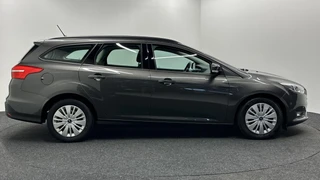Ford Focus Wagon 1.0 EcoBoost Trend Edition CARPLAY NAVI CRUISE 58000 KM. / 10