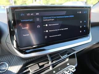 Peugeot 2008 1.2 Hybrid 145 GT / 360 Camera / Navigatie / Voorraad Voordeel / 21