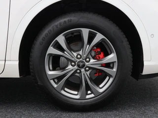 Ford Kuga 2.5 PHEV ST Line 225 Pk Automaat | 360 Camera | Panoramadak | Adaptive Cruise | Virtual Cockpit | Half Leder | 18 Inch / 14
