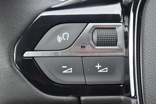 Peugeot 5008 PureTech 130 EAT8 Automaat GT 7-persoons | Navigatie via Carplay & Android Auto | Achteruitrijcamera | Parkeersensoren v+a | Stoelverwarming | Climate Control | Keyless Start | DAB | Isofix Bevestigingspunten | Lichtmetalen Velgen | Zeer Compleet!!! / 16