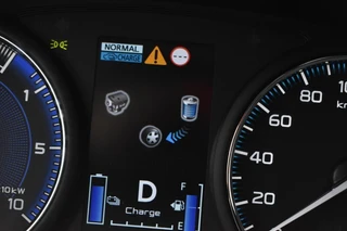 Mitsubishi Outlander 2.4 PHEV Intense+ LEDER VOL! 360º CAMERA/ELEK. A. KLEP/CARPLAY-ANDROID WIFI/ETC,! / 46