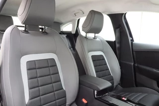 Citroen Ë-C4 Business 156pk Extended range 54 kWh | Navigatie | Keyless Entry | Climate control | Lichtmetalen velgen | Stoel & Voorruitverwarming | Camera Achter | / 20