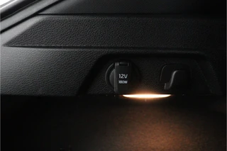 Kia XCeed 1.5 T-GDi GT-Line  - Automaat - Panorama dak - Stoel/Stuur verwarming - Navigatie - Climate Control - Achteruitrijcamera - Elektrische Achterklep - Fabrieksgarantie tot 06-2032 / 45