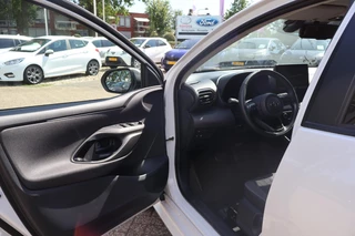Toyota Yaris 1.5 HYBRID 115 STYLE STOEL-STUUR VERW. DODEHOEK LED KOPLAMPEN KEYLESS PARK.SENSOREN V+A / 9