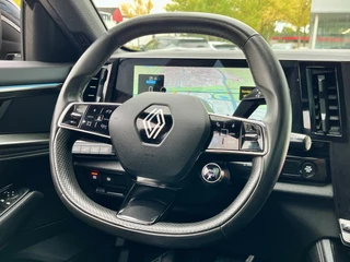 Renault Austral 1.2 E-Tech Full Hybrid 200 Iconic  | Pano | 360° Camera | All Seasons | Pack Winter | Intelligent Adaptive Cruise Control (IACC) | Dodehoek | Stoel+Stuur+Voorruitverwarming | Navigatie | Apple CarPlay/Android Auto / 24
