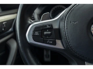 BMW X3 xDrive20i High Executive  | Pano | Trekhaak | Head-up / 37