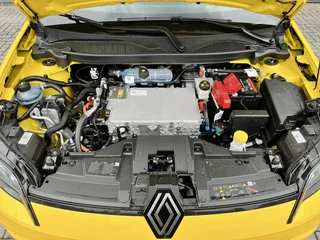 Renault 5 Comfort Range Techno 52 kWh  | V2G | Pack Winter | Pack Advanced Driving Assist | Two-Tone | Stoel+Stuurverwarming | Blindspot | Navigatie | Climate Control | Easy Park Assist | Apple CarPlay/Android Auto / 15