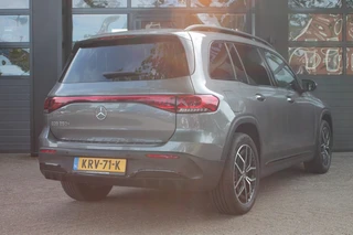 Mercedes-Benz EQB 250+ AMG LINE 7P. / 9