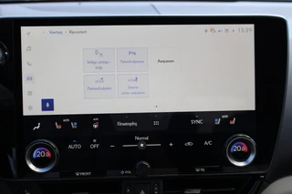 Lexus NX 450h+ AWD President Line DIRECT LEVERBAAR PANO STOELVENT MARK-LEVINSON QUAD LED / 25