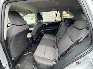 Toyota RAV4 2.5 Hybrid AWD DYNAMIC 1650KG TREKGEW STOELVERW PARK-SENSOREN NAVI CAMERA APPLE/ANDROID LM-VELGEN / 11