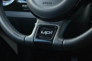 Volkswagen Up! 1.0 high up! BlueMotion|Airco|Lichtmetaal| / 20