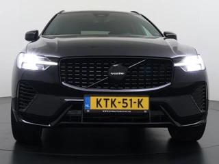 Volvo XC60 2.0 T6 Plug-in hybrid AWD Plus Dark / 5