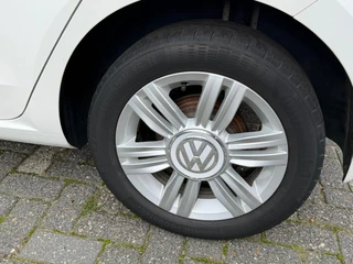 Volkswagen up! 1.0 BMT high up! / 35