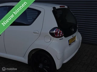 Toyota Aygo 1.0 VVT-i Aspiration / 9