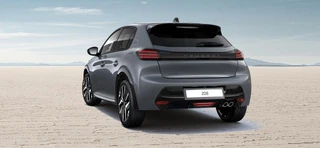 Peugeot 208 1.2 Hybrid 145 e-DCS6 GT | NIEUW UIT VOORRAAD LEVERBAAR | AUTOMAAT | Alcantara Bekleding | Adaptive Cruise Control | Draadloze telefoonlader | Keyless Entry & Start | Navigatie | Climate Control | Apple Carplay & Android Auto | Parkeercamera Voor & Achter | Full LED | DAB / 4