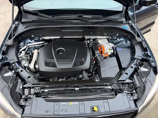 Volvo XC60 2.0 T6 AWD Ultra Black Edition Panodak H&K 360 Camera / 66