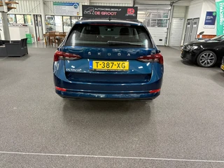 Skoda Octavia Combi 1.0 TSI Business Edition/ NL auto/ Eerste eigenaar/ Trekhaak / 5
