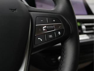 BMW 2 Serie Gran Coupé 218i Luxury Line  | Leder | Stoelverwarming | Org. NL / 28