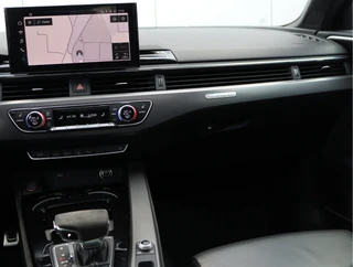 Audi A4 Avant RS4  | RS Dynamic | Pano | B&O | Massage / 29