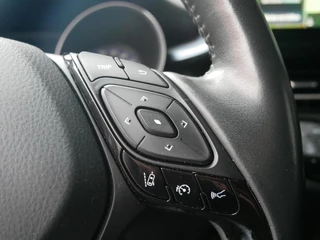 Toyota C-HR 2.0 Hybrid Style Camera| Stoelverw| ACC| Dealer onderhouden / 21