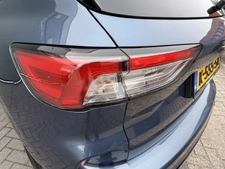 Ford Kuga BWJ 2021 2.5 225 PK PHEV Vignale  FULL LED | LEDER | STOEL+STUUR VERW. | PANODAK | ELEKTR. STOELEN | ELEKTR. ACHTERKLEP | CAMERA | NAVI | CLIMA | CRUISE | CARPLAY + ANDROID | KEYLESS | LMV | PDC / 36