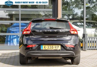 Volvo V40 2.0 T2 Inscription Parkeersensor achter|Bleutooth|Airco / 6