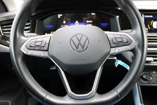 Volkswagen Polo 1.0 TSI LIFE **NL-Auto** Parkeersensoren v.a. / apple carplay / android / 29