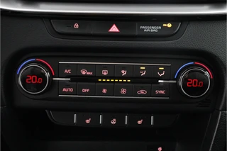 Kia XCeed 1.5 T-GDi GT-Line  - Automaat - Panorama dak - Stoel/Stuur verwarming - Navigatie - Climate Control - Achteruitrijcamera - Elektrische Achterklep - Fabrieksgarantie tot 06-2032 / 29