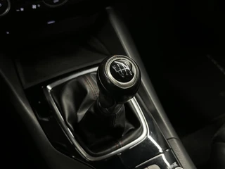 Mazda 3 2.0 GT-M LEER NAVI CARPLAY ECC CRUISE LM 102000KM STOELVERWARMING. / 46