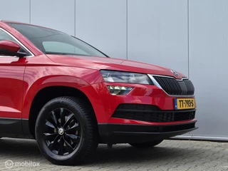 SKODA KAROQ 1.0 TSI CLEVER EDITION/LED/CARPLAY/CLIMATE/PDC/16''LMV / 11