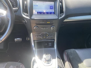 Ford S-Max 2.5 ST-LINE / 30