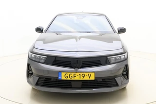 Opel Astra Sports Tourer 1.2 Turbo Hybrid GS 145 PK  Automaat | Navigatie | Climate control | Camera | Stoel & Stuurverwarming | Keyless | Lichtmetalen velgen | Extra getint glas / 7
