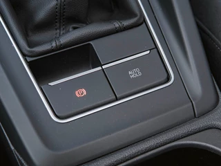 Volkswagen Golf Variant 1.5 eTSI Life Business | PANO | WINTERPAKKET | ADAPTIVE / 30