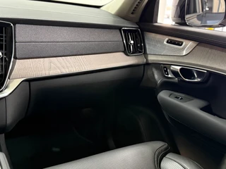 Volvo XC90 2.0 T8 Plug-in hybrid AWD Plus Dark | 7p. | MY2026 | Premium Pakket | Lagom pakket | Pano | Luchtvering | B&W |Trekhaak / 32