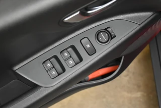 KIA Stonic 1.0 T-GDi MHEV 100pk DynamicLine / 15