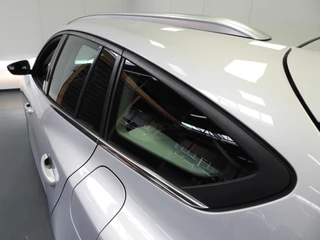 Ford Focus Wagon 1.0 EcoBoost Hybrid Trend Business NAVI/CAMERA/CRUISE/LED/16"LMV! / 30