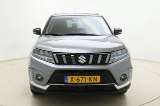 Suzuki Vitara 1.4 Boosterjet Style Smart Hybrid | Parkeersensoren | Navigatie | Cruise control | Climate control | Achteruitrijcamera / 7