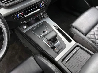 Audi Q5 55 TFSI e quattro Competition S Line | Camera | HeadUp Display | Adaptive Cruise | Stoelverwarming | / 31