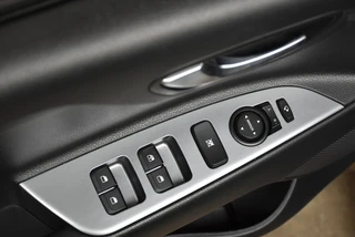 KIA Rio 1.0 T-GDI MHEV EcoDynamics 100pk GT-Line / 15