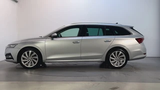 Skoda Octavia Combi 1.0 e-TSI DSG Business Edition Plus Leder-Alcantara Sfeerverlichting Navigatie Parkeersensoren / 14