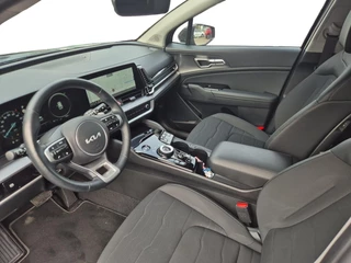 Kia Sportage 1.6 T-GDi Plug-in Hybrid AWD DynamicLine | Cruise Control | Climate Control | Camera | Navigatie | Stoelverwarming | Stuurverwarming | Elektrisch Verstelbare Bestuurdersstoel | / 12