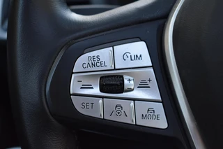 BMW iX3 High Executive 80 kWh | Pano | Head UP | H&K | 360 Camera | / 18