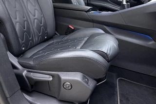 Peugeot 3008 1.2 PureTech GT Line | Panoramadak | Achteruitrijcamera | Elektrische achterklep | Parkeersensoren | Focal-audio systeem | Memory seats | Elektrisch verstelbare stoelen | Stuurbediening | Cruise control / 16